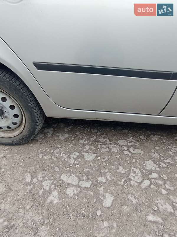 Хэтчбек ВАЗ / Lada 1119 Калина 2008 в Запорожье