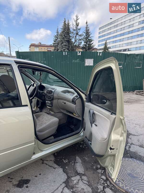 Хетчбек ВАЗ / Lada 1119 Калина 2008 в Житомирі