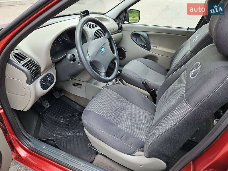 Хэтчбек ВАЗ / Lada 1119 Калина 2010 в Харькове