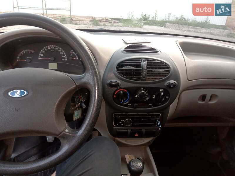Хэтчбек ВАЗ / Lada 1119 Калина 2008 в Уланове