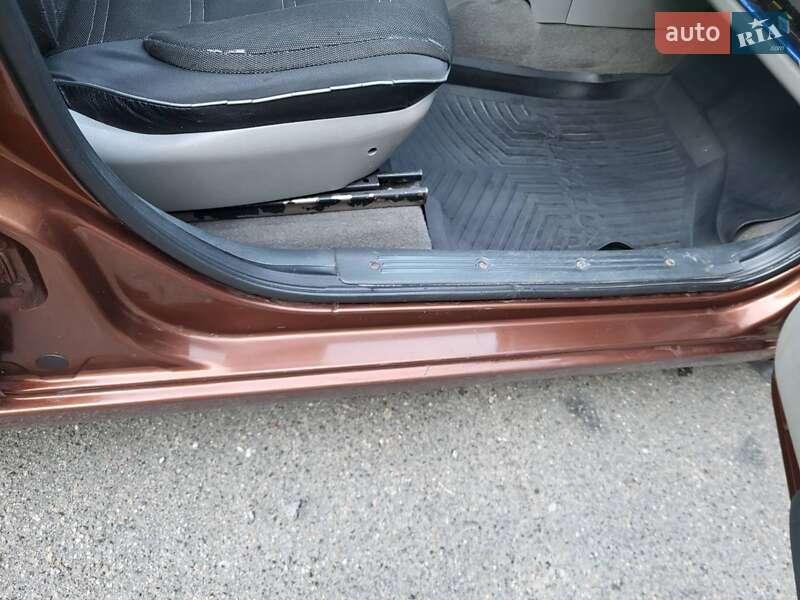 Хетчбек ВАЗ / Lada 1119 Калина 2008 в Києві фото 5 Хетчбек ВАЗ / Lada 1119 Калина 2008 в Києві