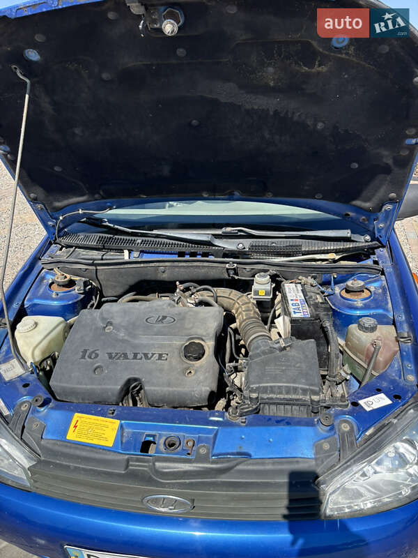 Хетчбек ВАЗ / Lada 1119 Калина 2008 в Южному