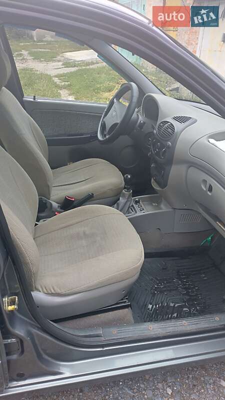 Хэтчбек ВАЗ / Lada 1119 Калина 2007 в Харькове фото 5 Хэтчбек ВАЗ / Lada 1119 Калина 2007 в Харькове