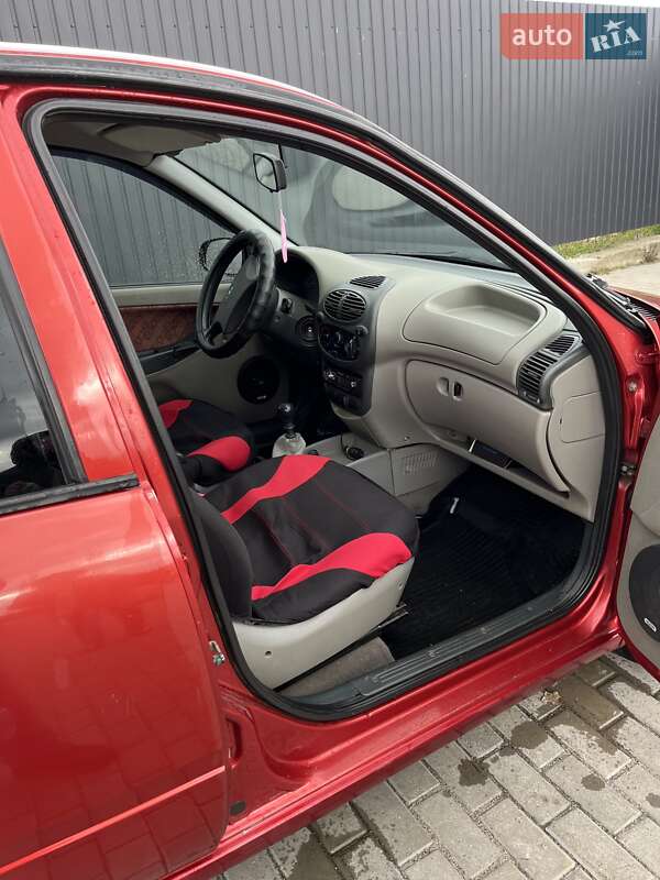 Хэтчбек ВАЗ / Lada 1119 Калина 2008 в Черкассах