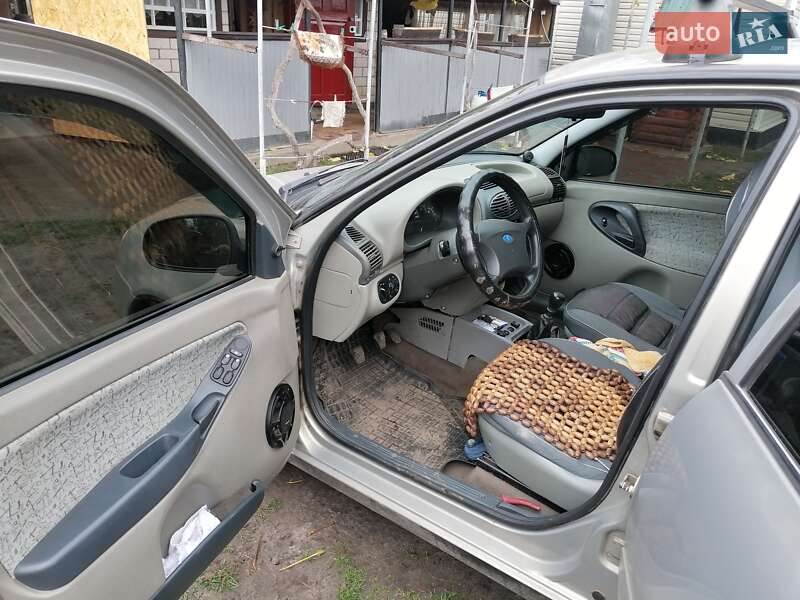 Хетчбек ВАЗ / Lada 1119 Калина 2007 в Прилуках фото 5 Хетчбек ВАЗ / Lada 1119 Калина 2007 в Прилуках