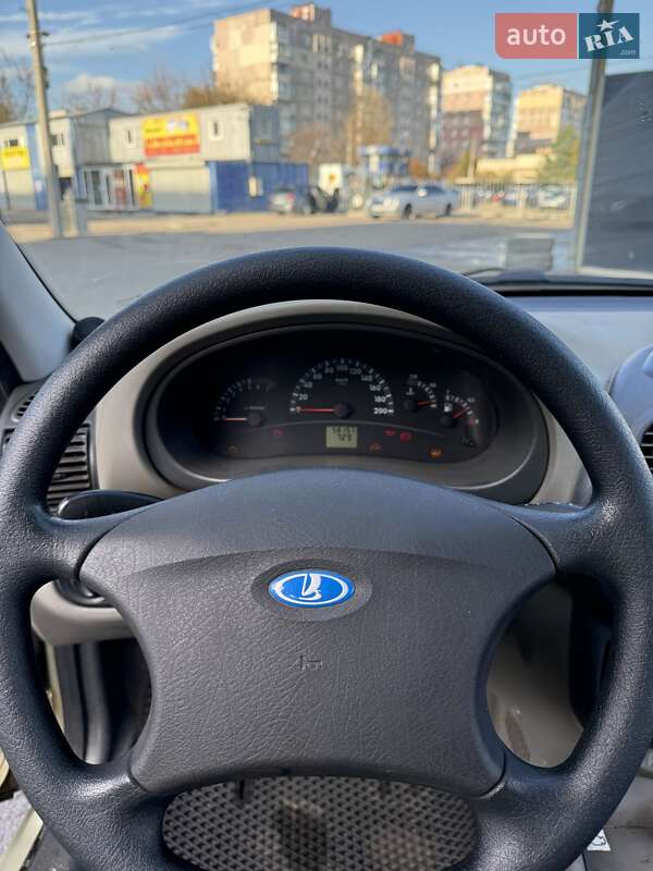 Хэтчбек ВАЗ / Lada 1119 Калина 2009 в Запорожье фото 15 Хэтчбек ВАЗ / Lada 1119 Калина 2009 в Запорожье