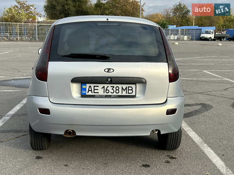 Хэтчбек ВАЗ / Lada 1119 Калина 2008 в Днепре