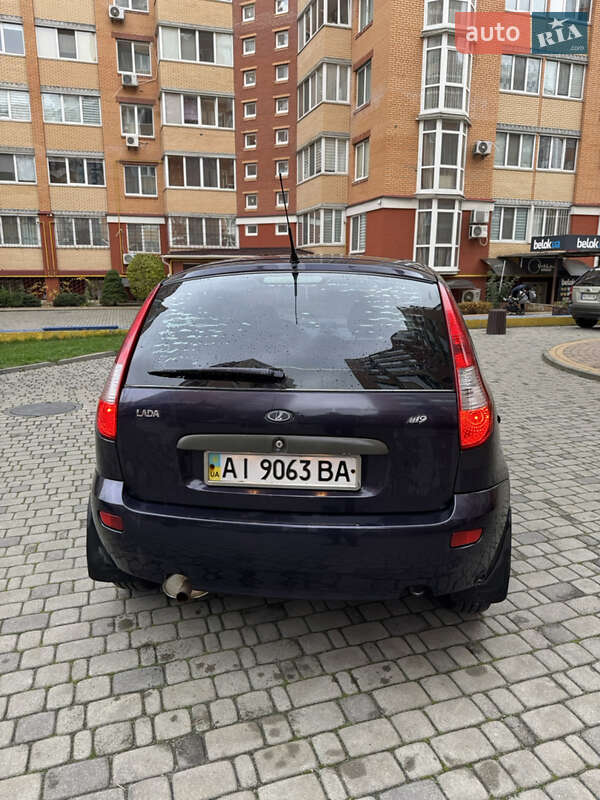 Хэтчбек ВАЗ / Lada 1119 Калина 2007 в Ирпене