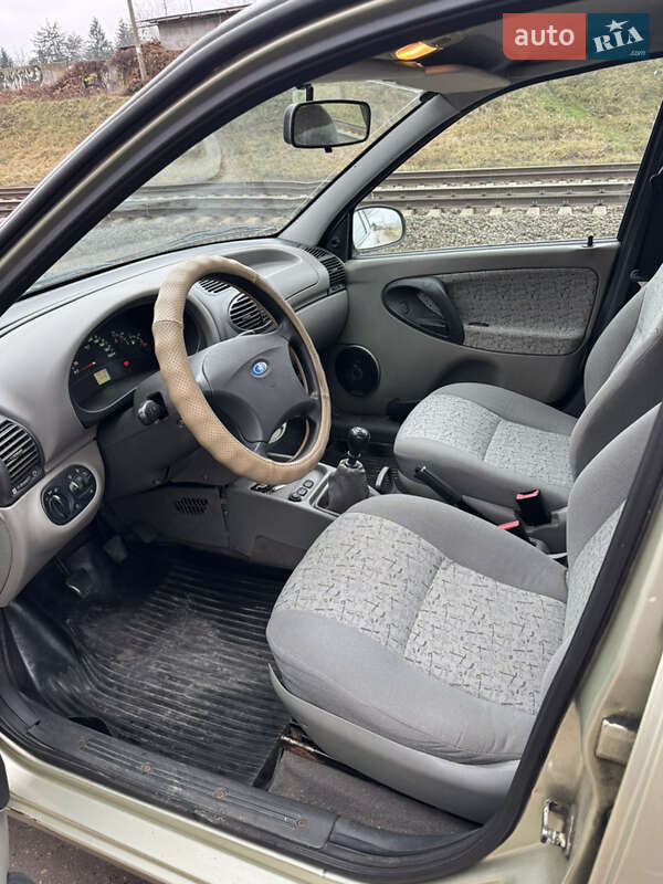 Хэтчбек ВАЗ / Lada 1119 Калина 2007 в Ирпене фото 8 Хэтчбек ВАЗ / Lada 1119 Калина 2007 в Ирпене