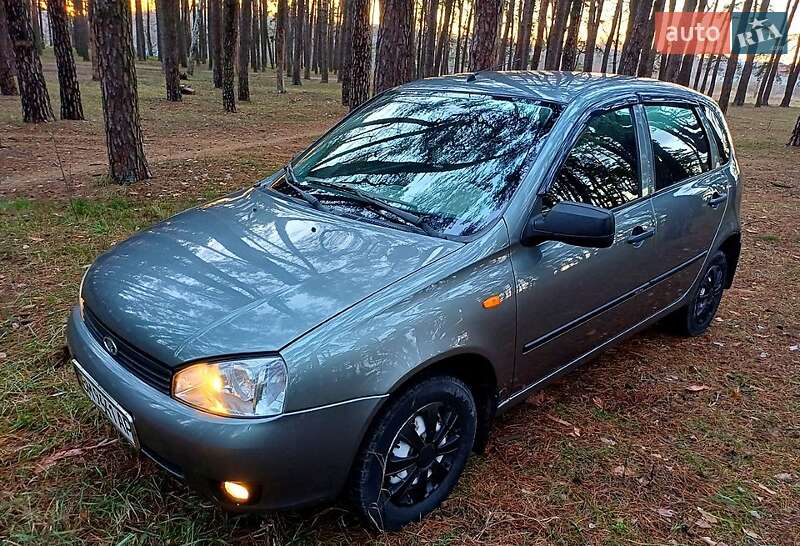 Хэтчбек ВАЗ / Lada 1119 Калина 2011 в Сумах фото Хэтчбек ВАЗ / Lada 1119 Калина 2011 в Сумах