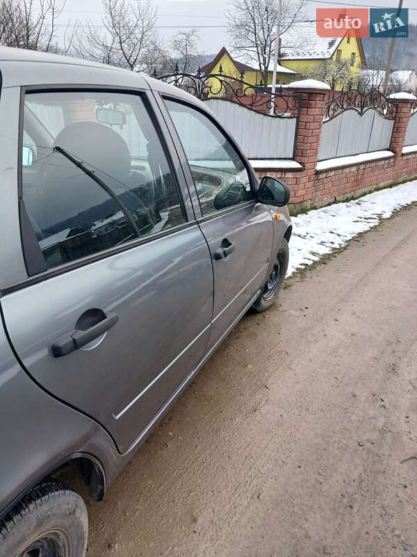 Хетчбек ВАЗ / Lada 1119 Калина 2007 в Коломиї фото 4 Хетчбек ВАЗ / Lada 1119 Калина 2007 в Коломиї