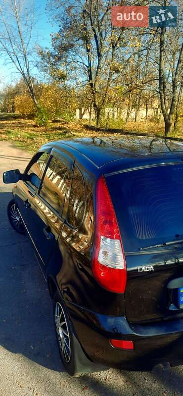 Хетчбек ВАЗ / Lada 1119 Калина 2010 в Олександрії