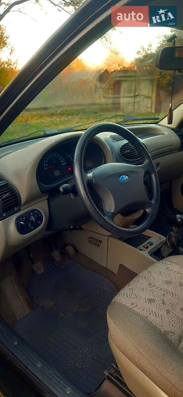 Хетчбек ВАЗ / Lada 1119 Калина 2010 в Олександрії