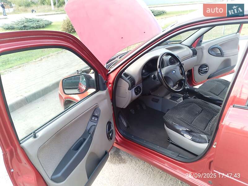 Хэтчбек ВАЗ / Lada 1119 Калина 2011 в Ивано-Франковске