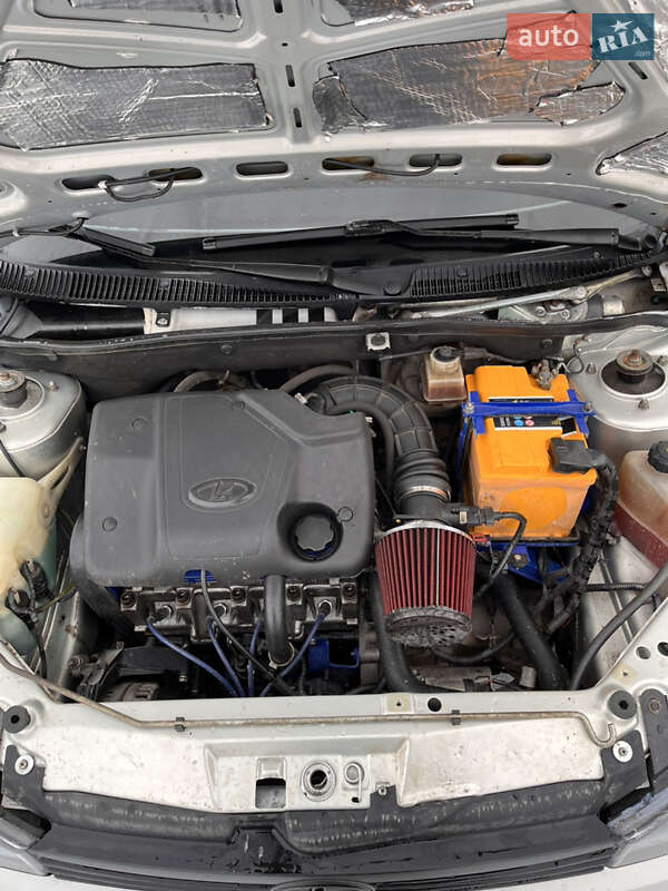 Хэтчбек ВАЗ / Lada 1119 Калина 2007 в Миргороде фото 14 Хэтчбек ВАЗ / Lada 1119 Калина 2007 в Миргороде