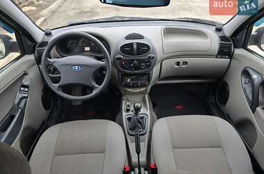 Хэтчбек ВАЗ 1119 Калина 2009 в Запорожье