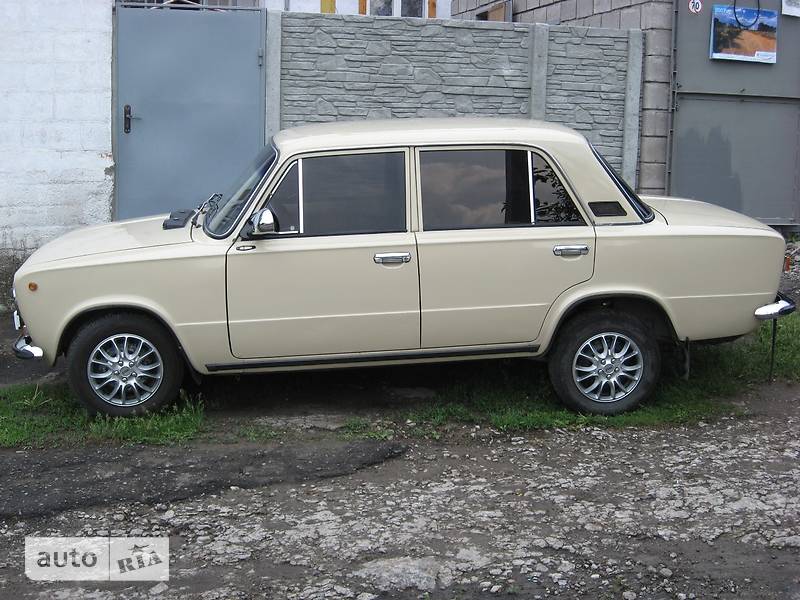 Седан ВАЗ / Lada 2101 1985 в Днепре