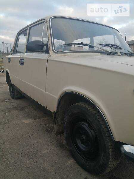 Седан ВАЗ / Lada 2101 1981 в Бориславі
