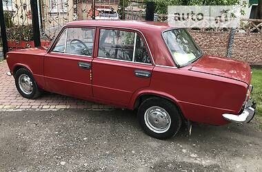 Седан ВАЗ / Lada 2101 1975 в Жашківу