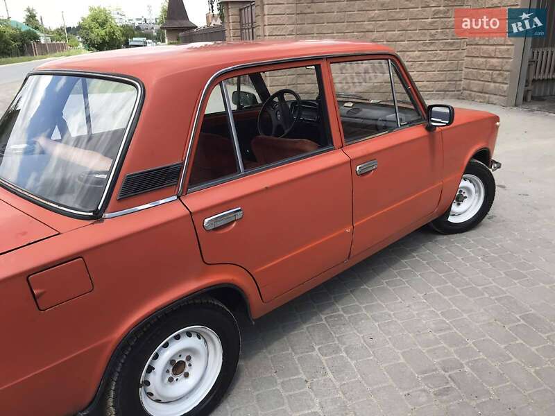 Седан ВАЗ / Lada 2101 1982 в Кременці