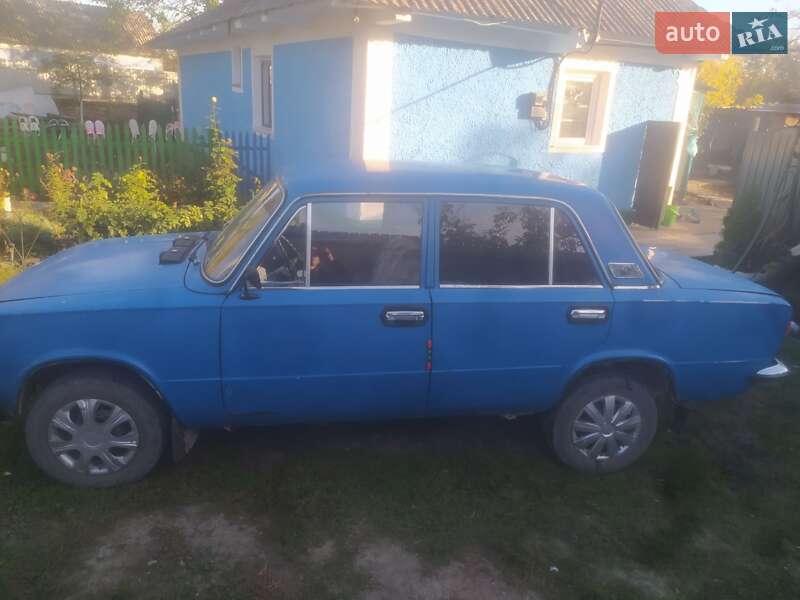 Седан ВАЗ / Lada 2101 1975 в Ямполе фото 6 Седан ВАЗ / Lada 2101 1975 в Ямполе