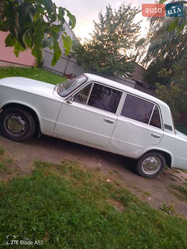 Седан ВАЗ / Lada 2101 1986 в Луцке