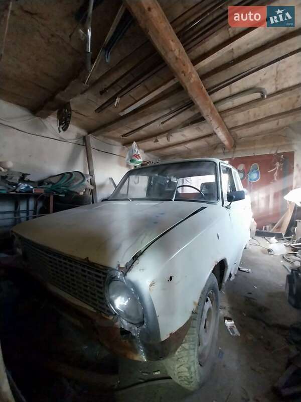 Седан ВАЗ / Lada 2101 1972 в Окнах