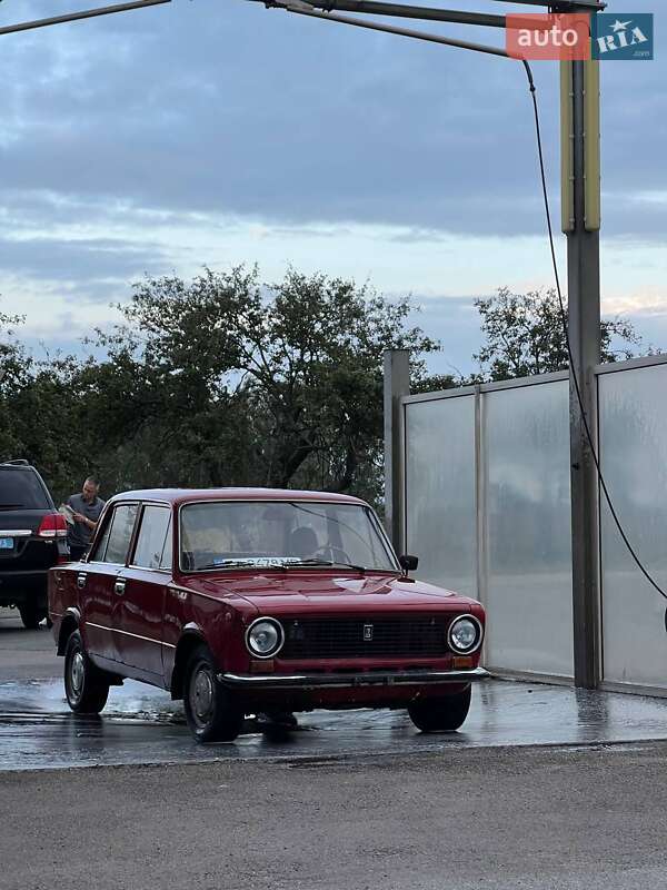 Седан ВАЗ / Lada 2101 1976 в Остер