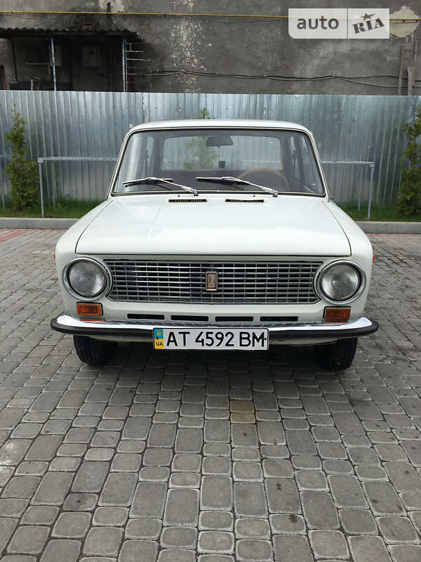 Седан ВАЗ / Lada 2101 1985 в Івано-Франківську фото 4 Седан ВАЗ / Lada 2101 1985 в Івано-Франківську
