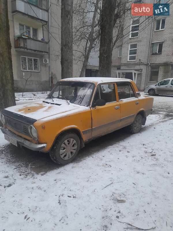 Седан ВАЗ / Lada 2101 1982 в Миколаєві фото 4 Седан ВАЗ / Lada 2101 1982 в Миколаєві