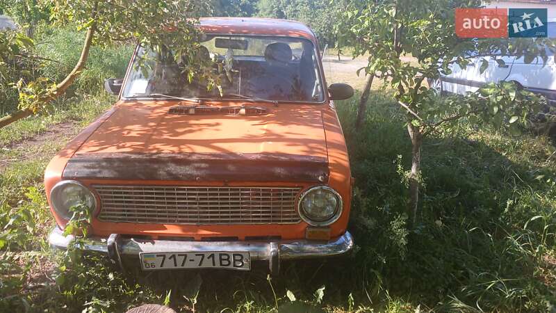 Седан ВАЗ / Lada 2101 1975 в Чуднове