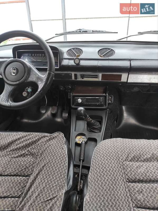 Седан ВАЗ / Lada 2101 1982 в Кропивницком фото 8 Седан ВАЗ / Lada 2101 1982 в Кропивницком