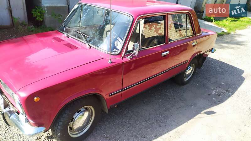 Седан ВАЗ / Lada 2101 1972 в Черновцах
