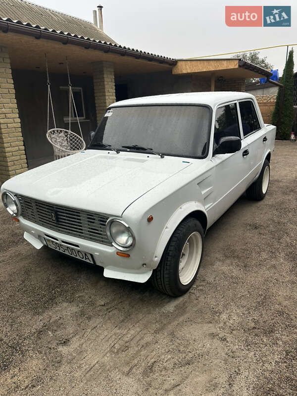 Седан ВАЗ / Lada 2101 1975 в Галициновому фото 14 Седан ВАЗ / Lada 2101 1975 в Галициновому