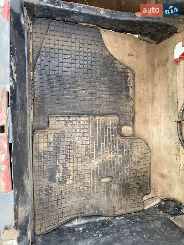 Седан ВАЗ / Lada 2101 1983 в Миколаєві фото 3 Седан ВАЗ / Lada 2101 1983 в Миколаєві