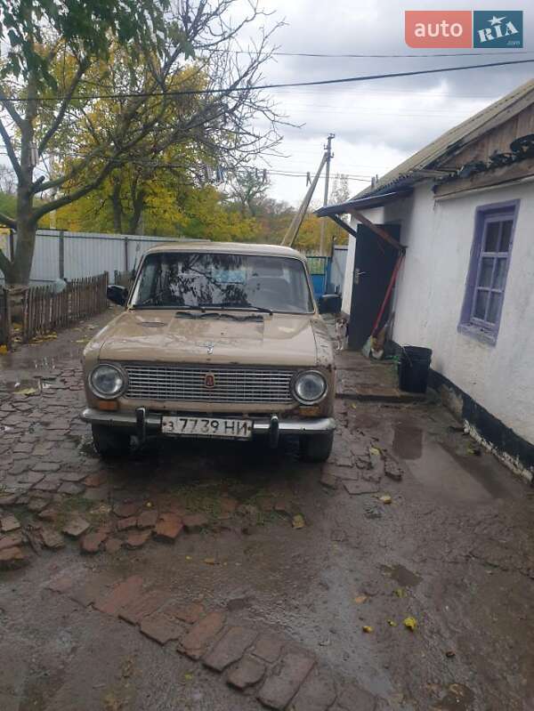 Седан ВАЗ / Lada 2101 1990 в Миколаєві фото Седан ВАЗ / Lada 2101 1990 в Миколаєві