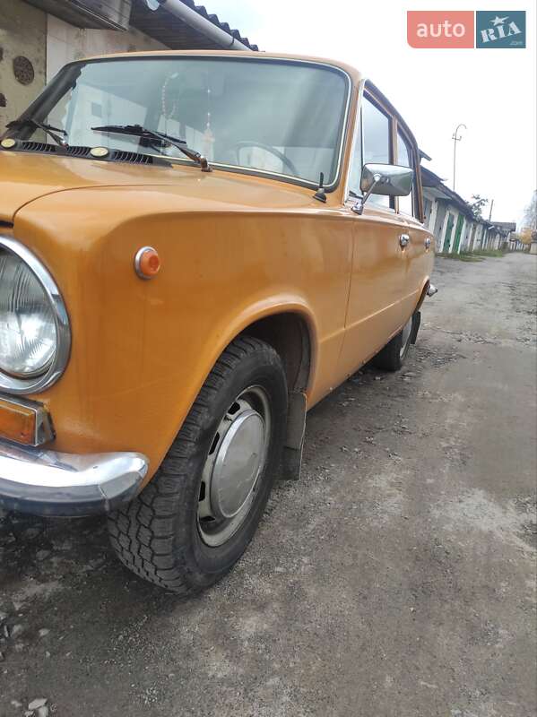 Седан ВАЗ / Lada 2101 1984 в Звягеле фото 5 Седан ВАЗ / Lada 2101 1984 в Звягеле