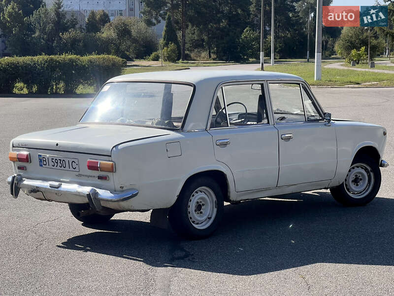 Седан ВАЗ / Lada 2101 1974 в Славутичі фото 3 Седан ВАЗ / Lada 2101 1974 в Славутичі