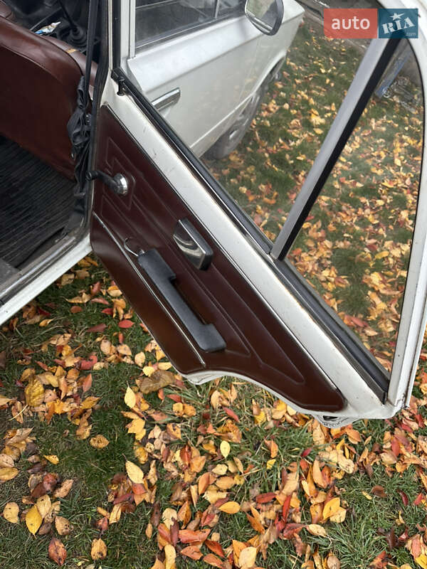 Седан ВАЗ / Lada 2101 1981 в Новомосковске фото 23 Седан ВАЗ / Lada 2101 1981 в Новомосковске