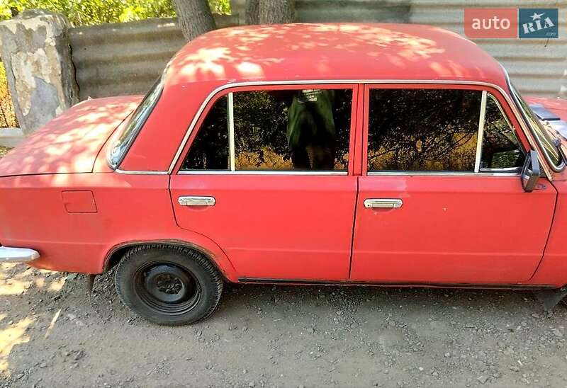 Седан ВАЗ / Lada 2101 1977 в Снигиревке