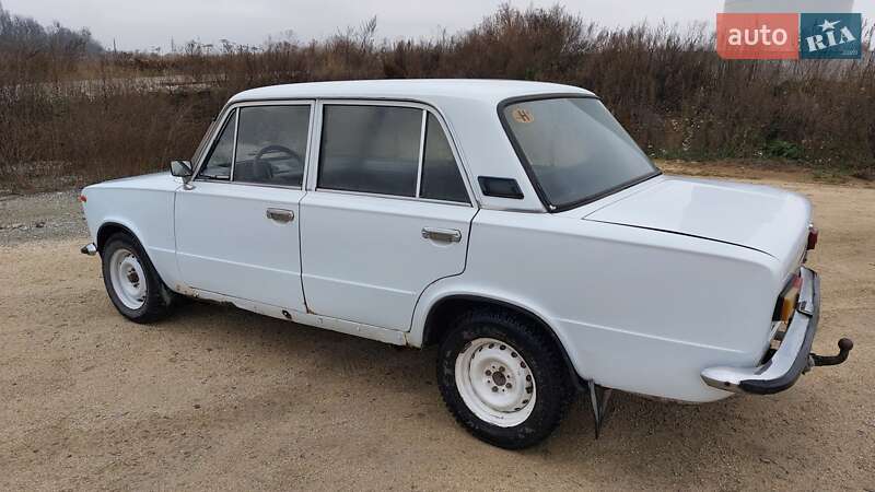 Седан ВАЗ / Lada 2101 1985 в Кременце фото 8 Седан ВАЗ / Lada 2101 1985 в Кременце