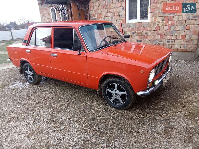Седан ВАЗ / Lada 2101 1984 в Сторожинце фото Седан ВАЗ / Lada 2101 1984 в Сторожинце