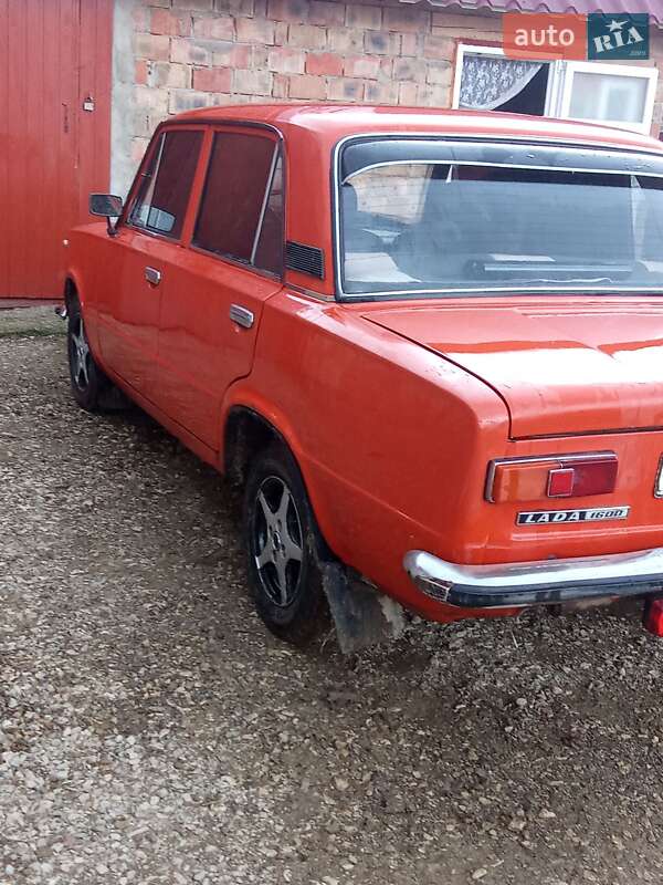 Седан ВАЗ / Lada 2101 1984 в Сторожинце фото 13 Седан ВАЗ / Lada 2101 1984 в Сторожинце