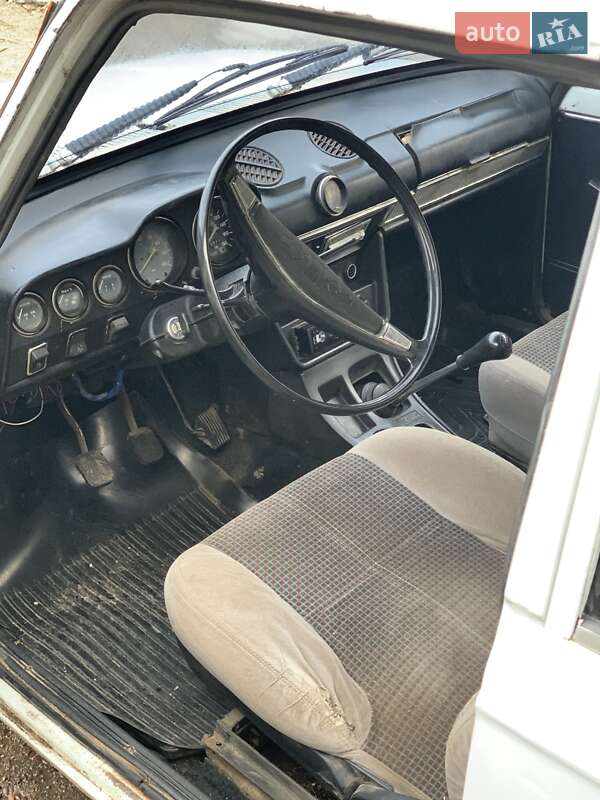 Седан ВАЗ / Lada 2101 1974 в Запорожье фото 6 Седан ВАЗ / Lada 2101 1974 в Запорожье
