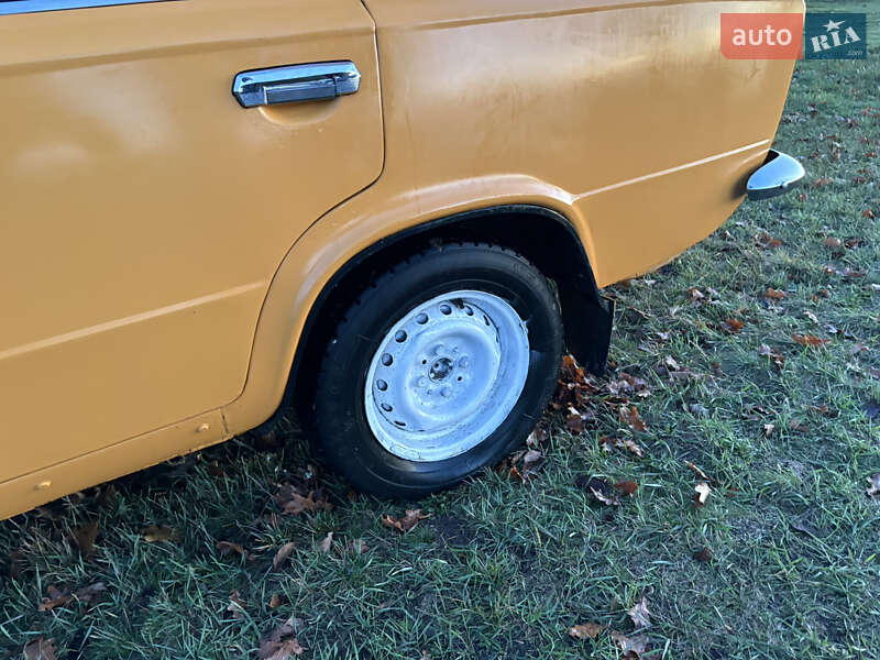 Седан ВАЗ / Lada 2101 1981 в Ромнах