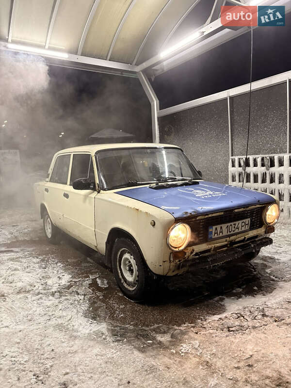 Седан ВАЗ / Lada 2101 1980 в Киеве