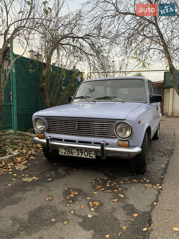 Універсал ВАЗ / Lada 2102 1975 в Одесі