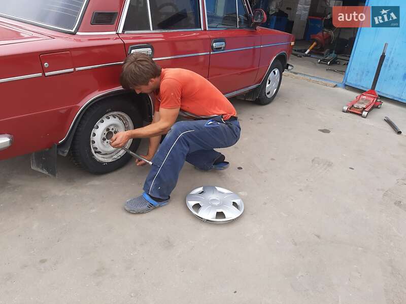 Седан ВАЗ / Lada 2103 1980 в Тернополе фото 16 Седан ВАЗ / Lada 2103 1980 в Тернополе