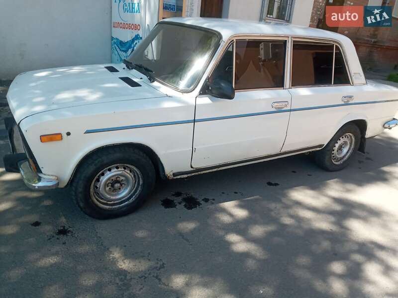 Універсал ВАЗ 2103 1977 в 