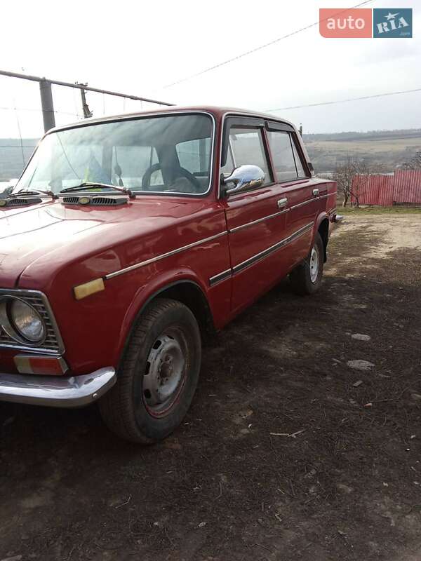 Седан ВАЗ / Lada 2103 1975 в Подольске